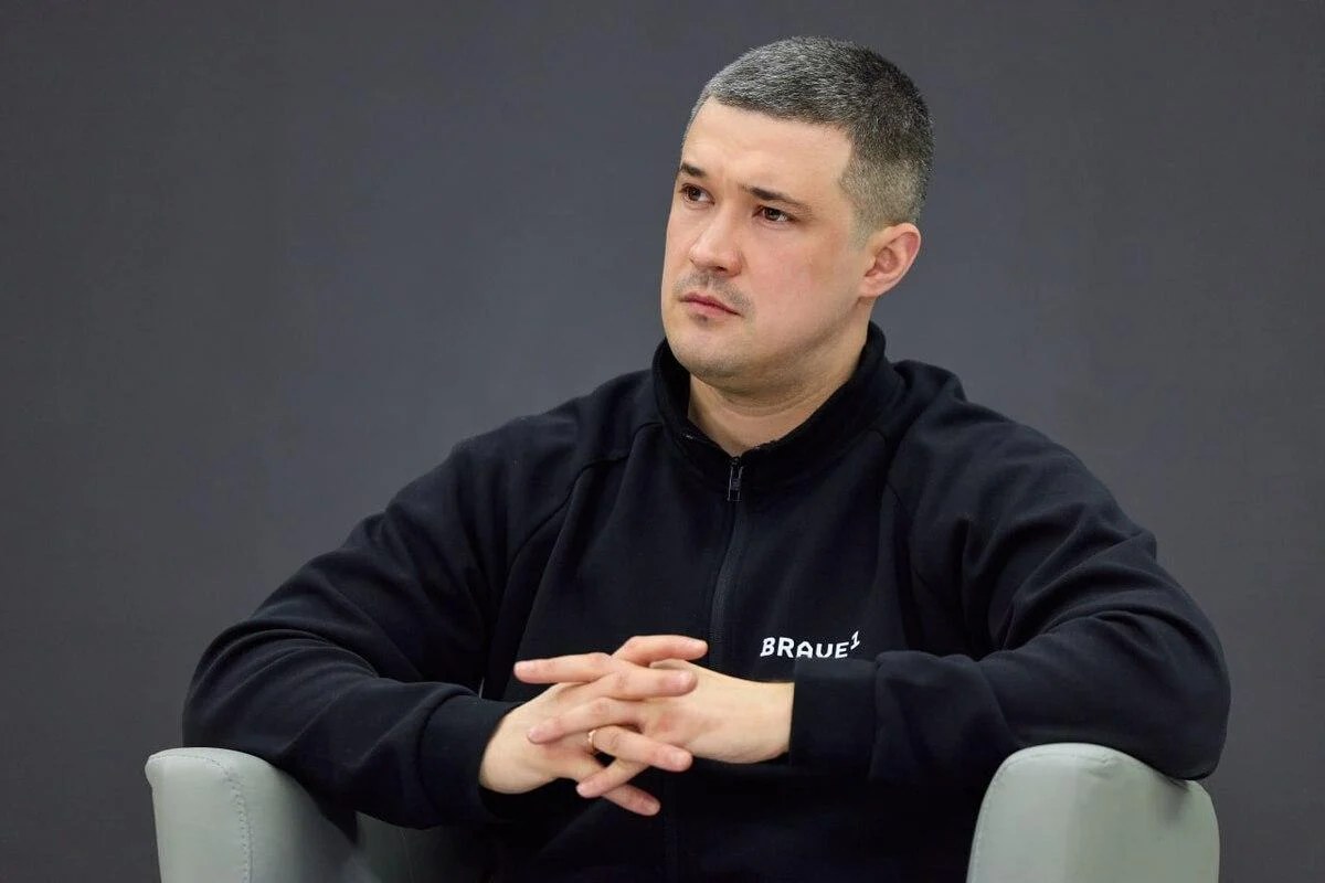 Михайло Федоров під час брифінгу про Третій армійський корпус