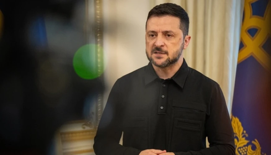Володимир Зеленський під час спілкування з журналістами
