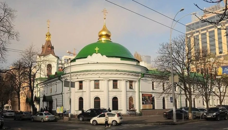 Спілка православних журналістів повідомила про пошкодження Введенського монастиря в Києві