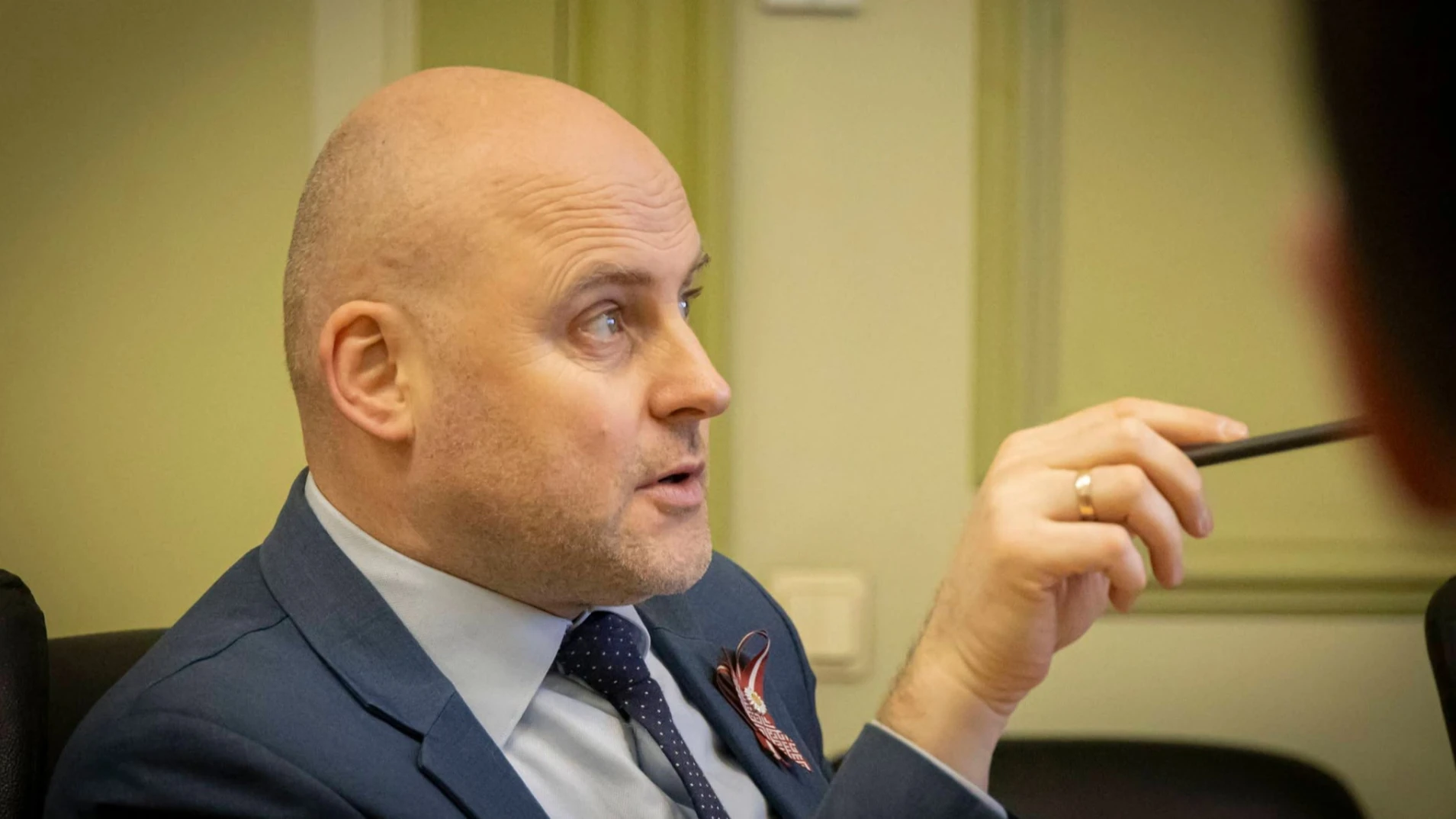 Прем'єр-міністр Латвії Андріс Кулбергс під час виступу в Брюсселі
